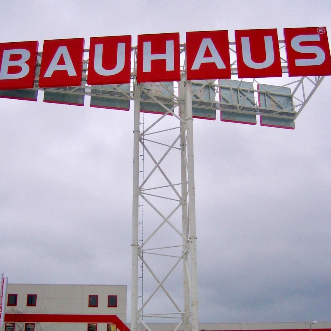 Advertising tower Bauhaus