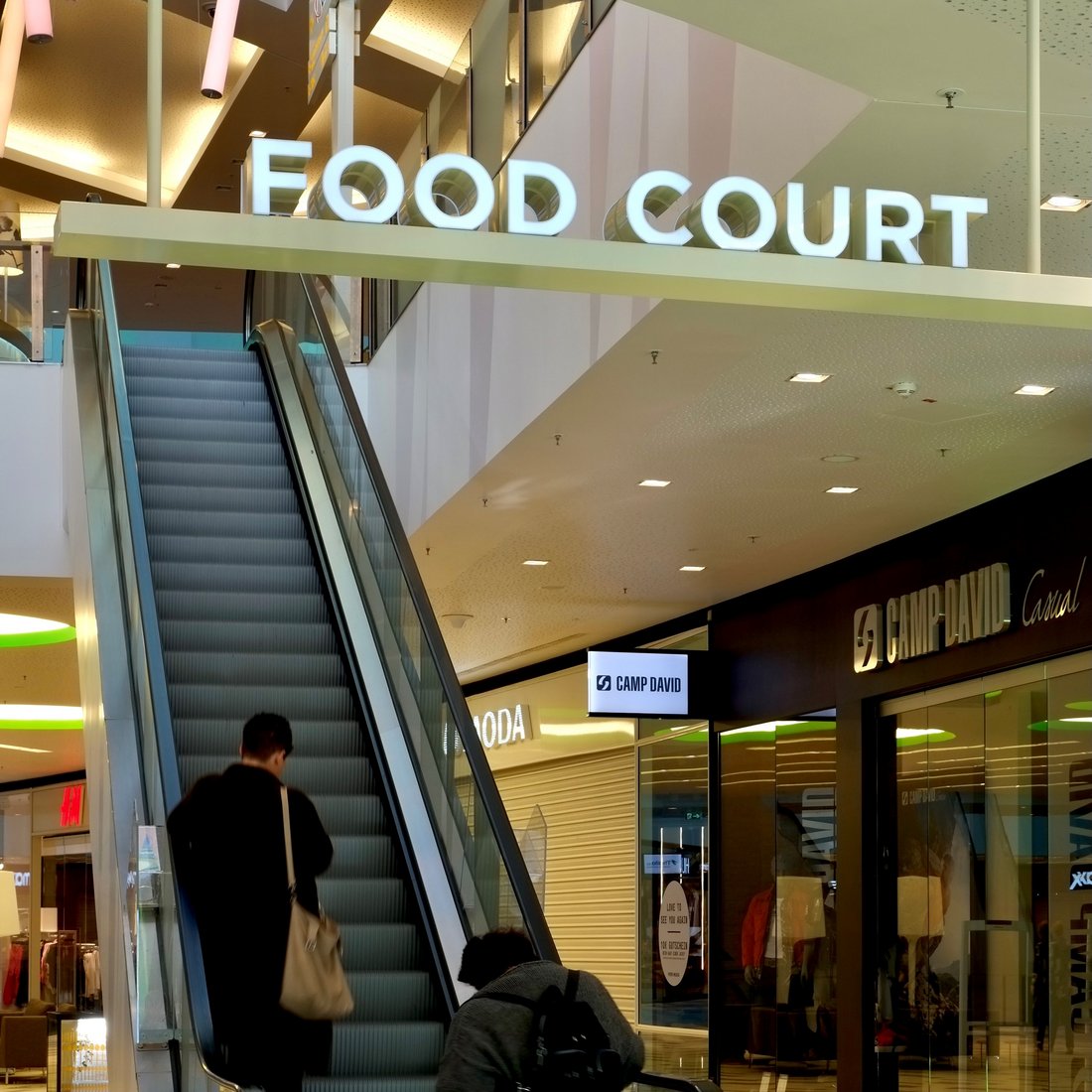 Food Court